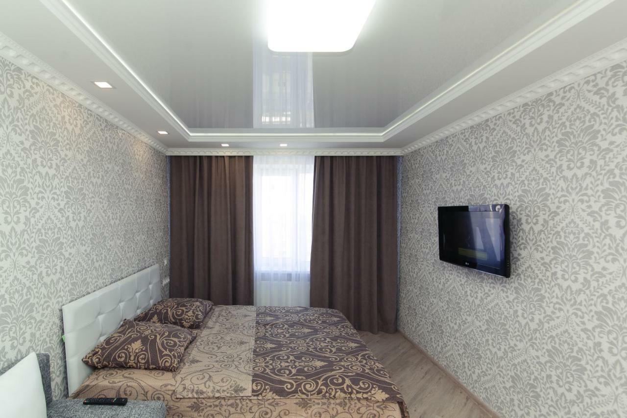 Luxury Apart-Hotel On Kondrateva Street スームィ エクステリア 写真