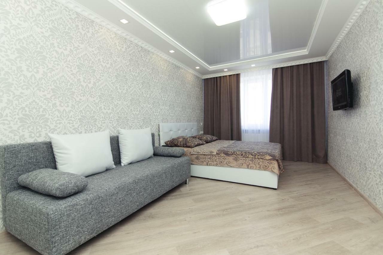 Luxury Apart-Hotel On Kondrateva Street スームィ エクステリア 写真