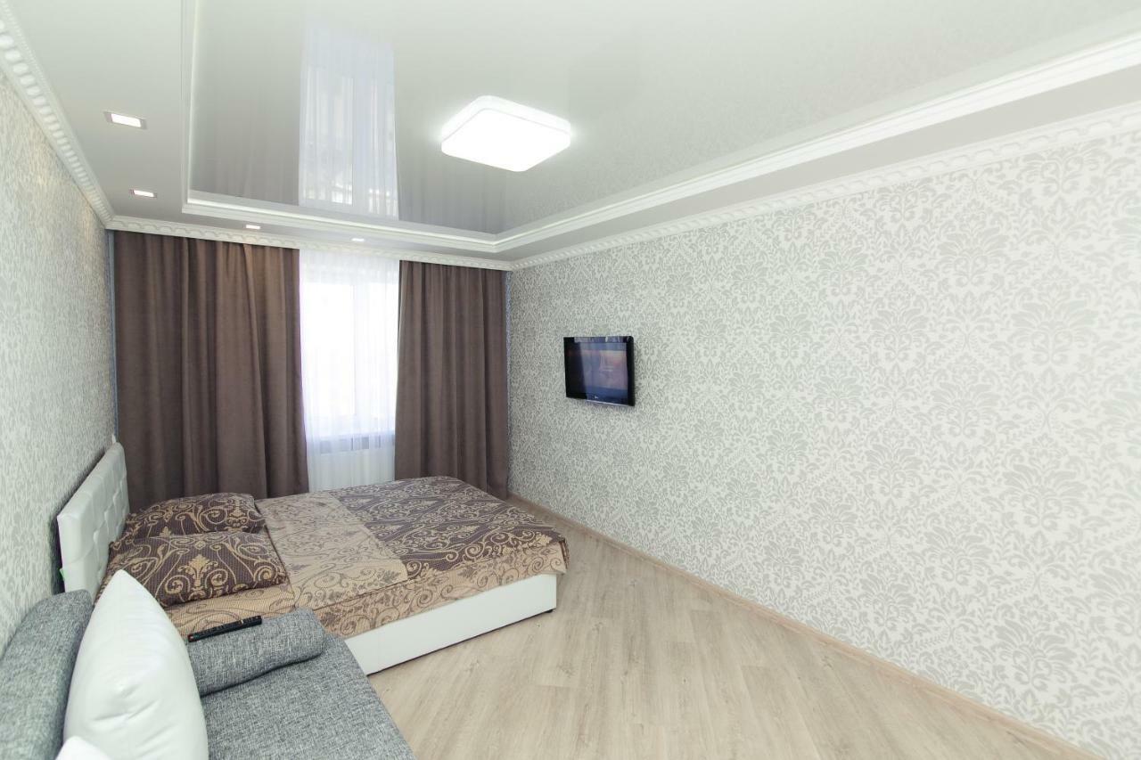 Luxury Apart-Hotel On Kondrateva Street スームィ エクステリア 写真